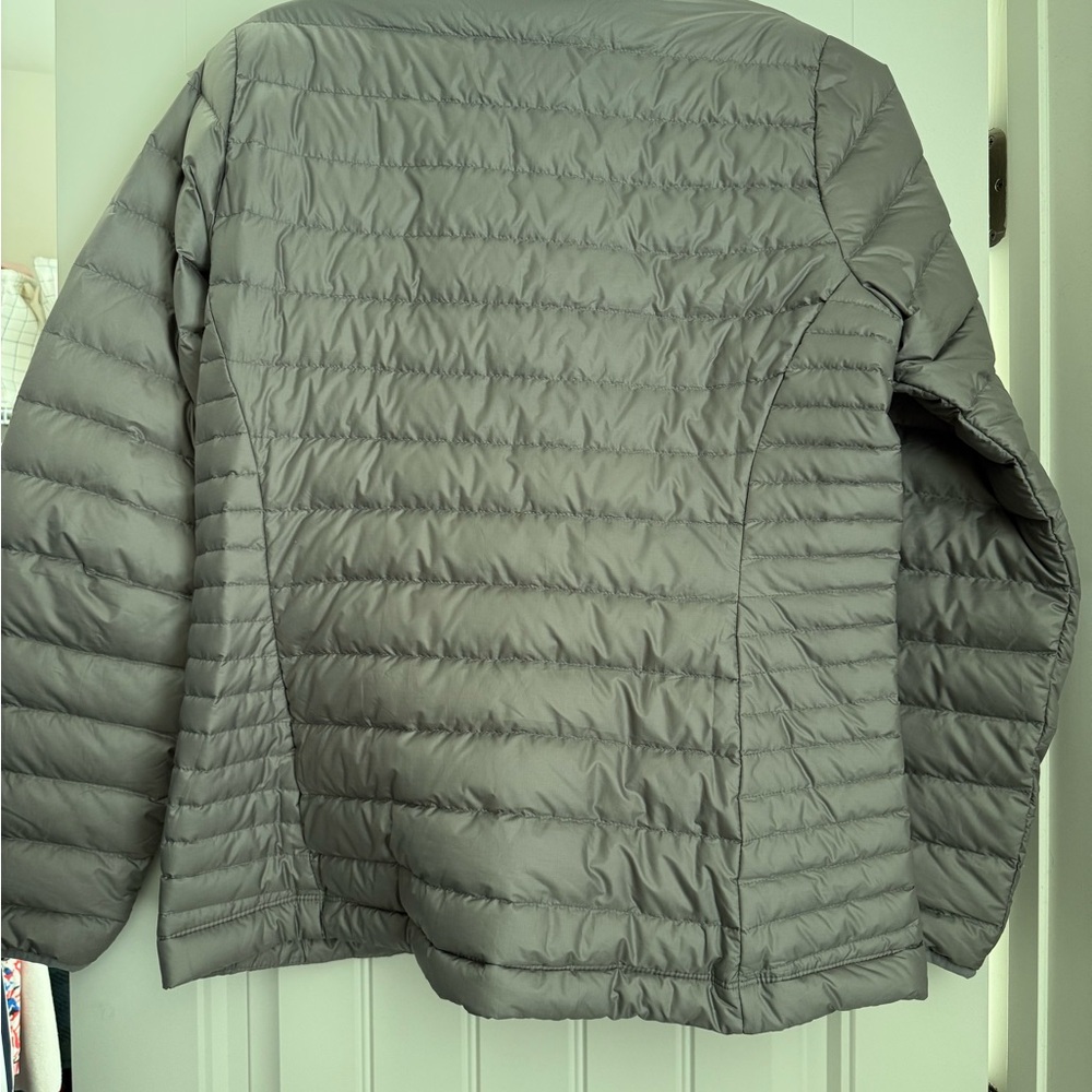 Patagonia Gray Puffer Jacket Lightweight Insulation - Picture 4 of 4